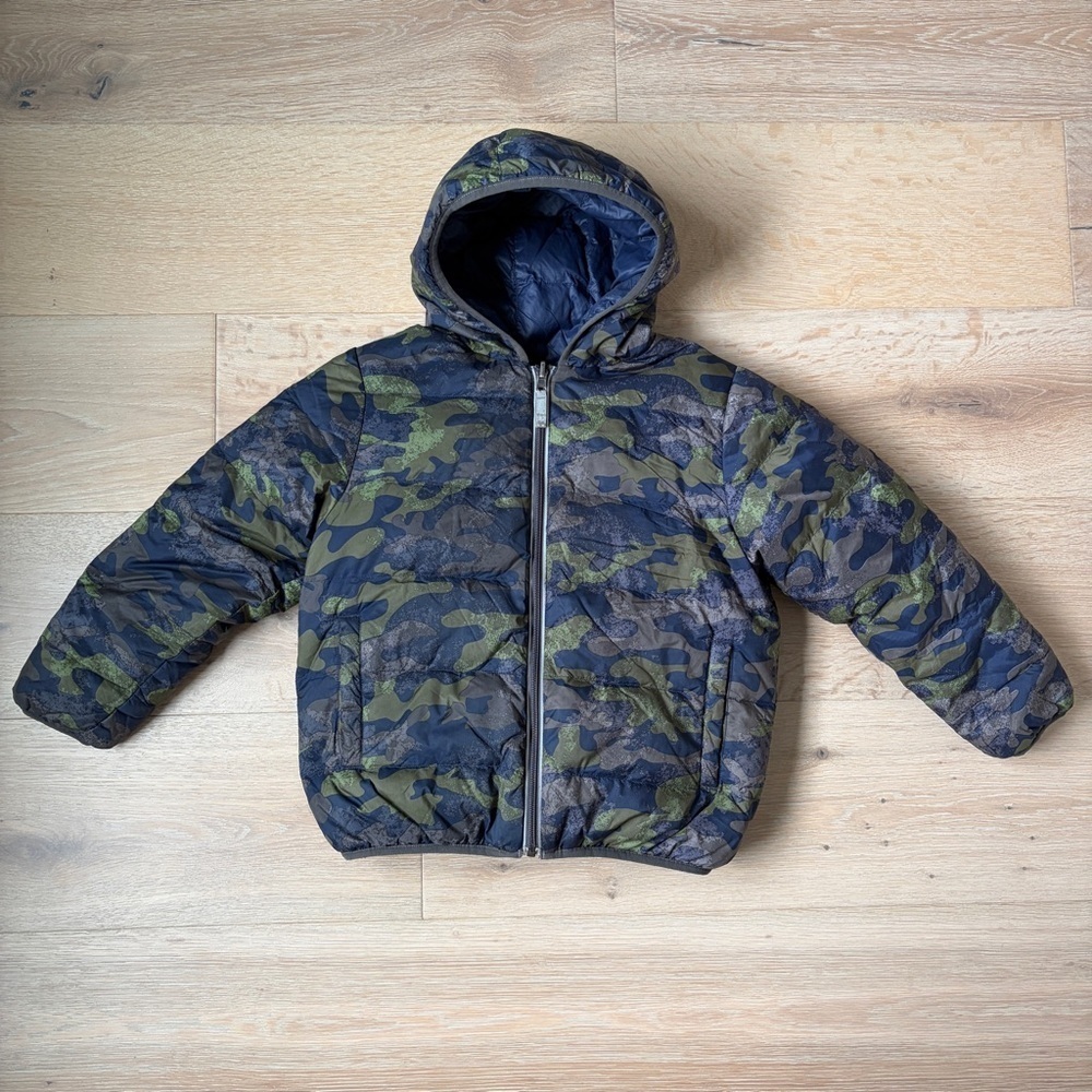 Hanna Andersson Reversible Down Coat Jacket Hooded Sz 130 (8) Camouflage/Navy